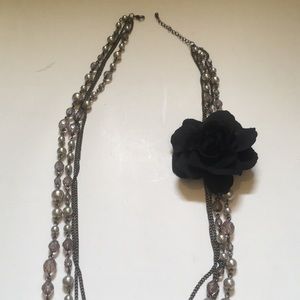 EUC Forever 21 Beaded Floral Necklace